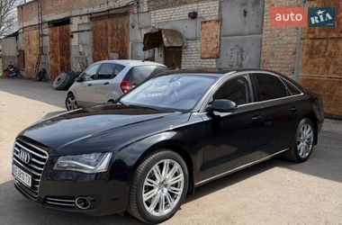 Audi A8  2011