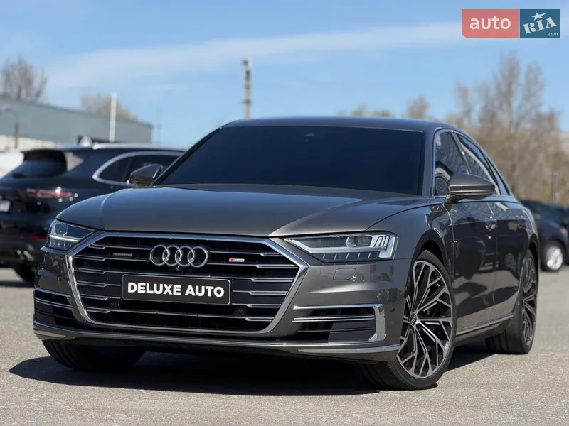 Audi A8