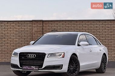 Audi A8  2016