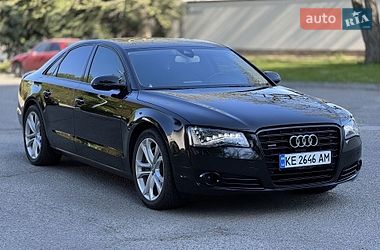 Audi A8  2010