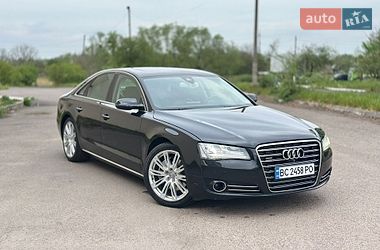 Audi A8  2013
