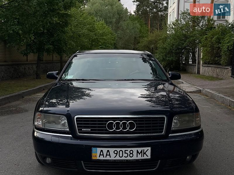 Седан Audi A8 2001 в Киеве