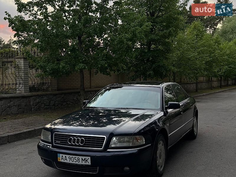 Седан Audi A8 2001 в Киеве