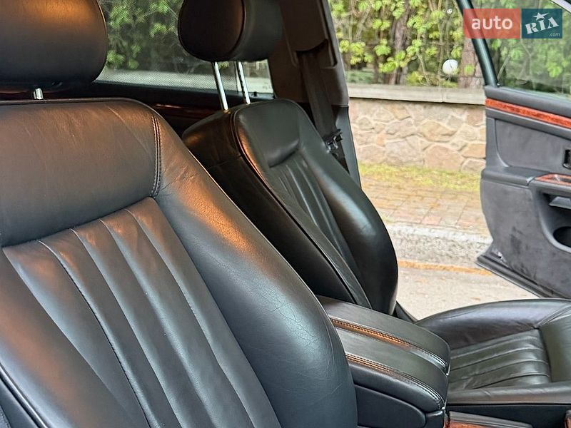 Седан Audi A8 2001 в Киеве