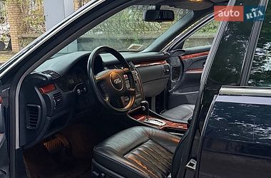 Седан Audi A8 2001 в Киеве