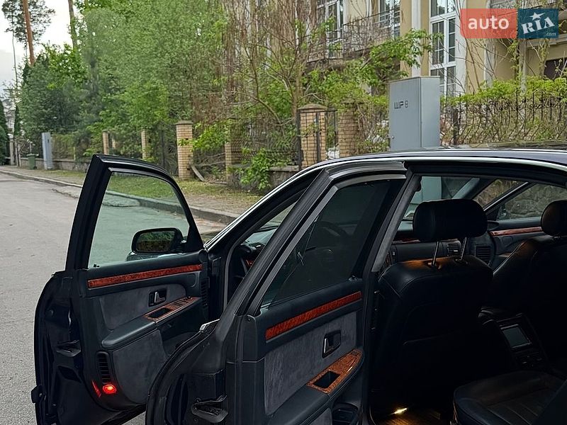 Седан Audi A8 2001 в Киеве