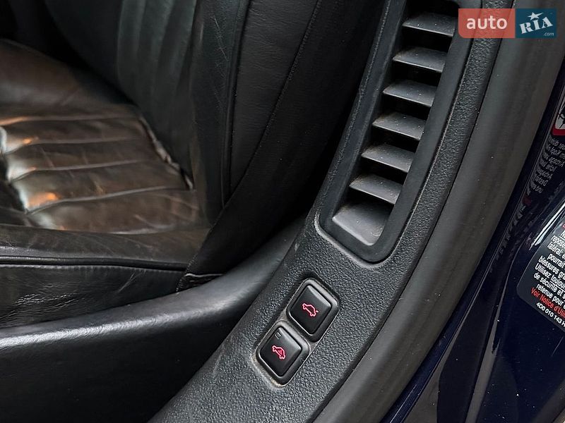 Седан Audi A8 2001 в Киеве