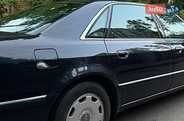 Седан Audi A8 2001 в Киеве
