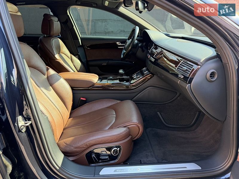 Седан Audi A8 2015 в Киеве фото 16 Седан Audi A8 2015 в Киеве