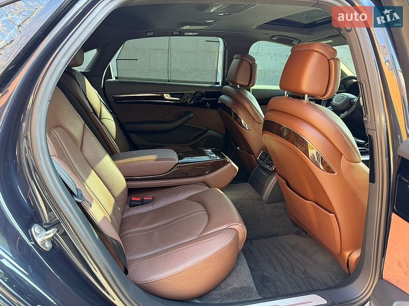 Седан Audi A8 2015 в Киеве фото 20 Седан Audi A8 2015 в Киеве