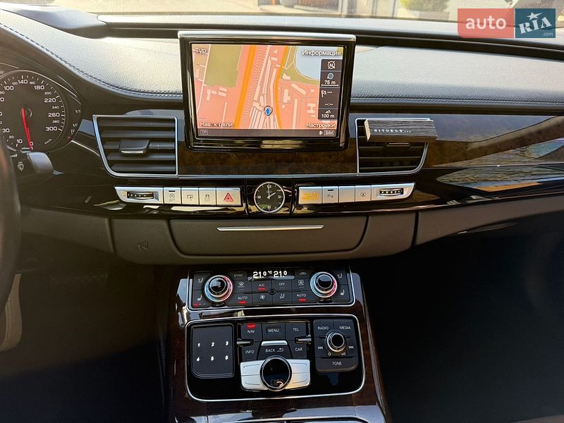 Седан Audi A8 2015 в Киеве фото 26 Седан Audi A8 2015 в Киеве