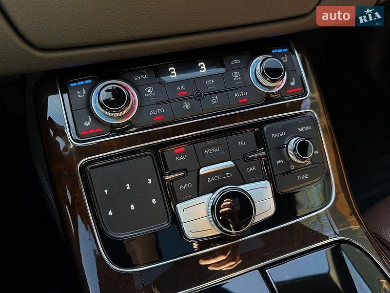 Седан Audi A8 2015 в Киеве фото 27 Седан Audi A8 2015 в Киеве