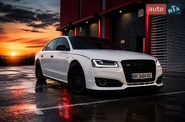 Audi A8  2014