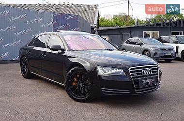 Audi A8  2012