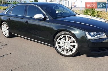 Audi A8  2012