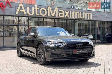 Audi A8  2021
