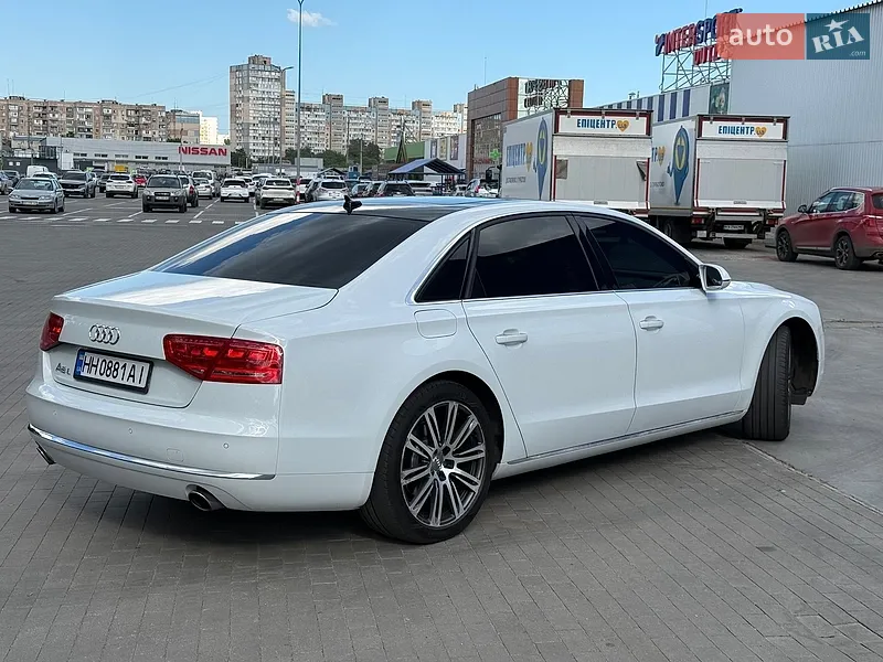 Audi A8 2014