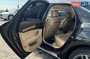 Седан Audi A8 2011 в Мукачевому фото 27 Седан Audi A8 2011 в Мукачевому