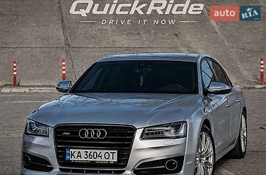 Audi A8  2011