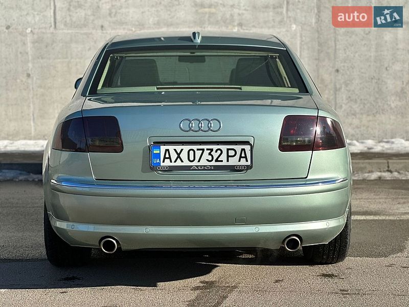 Седан Audi A8 2003 в Києві