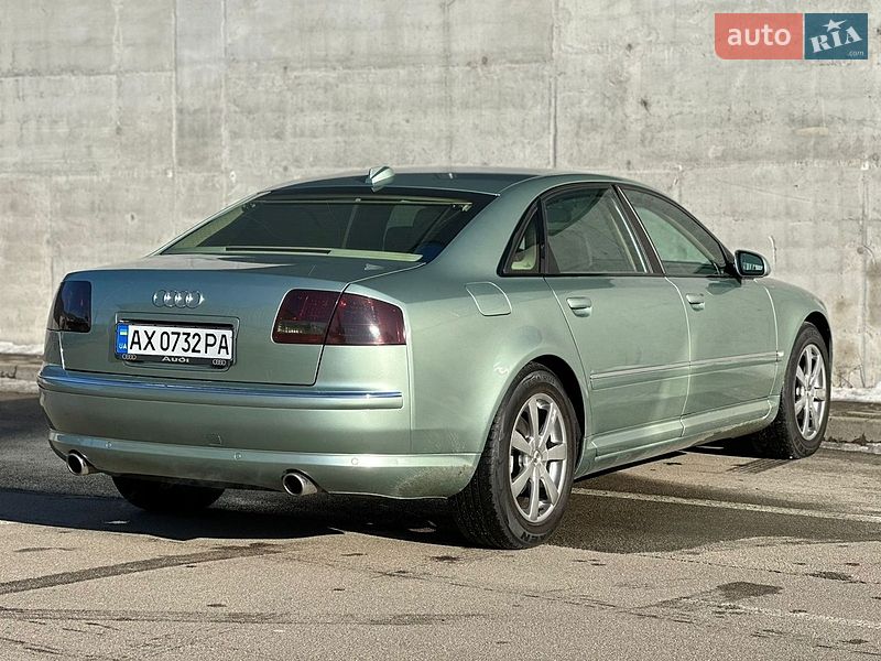 Седан Audi A8 2003 в Києві