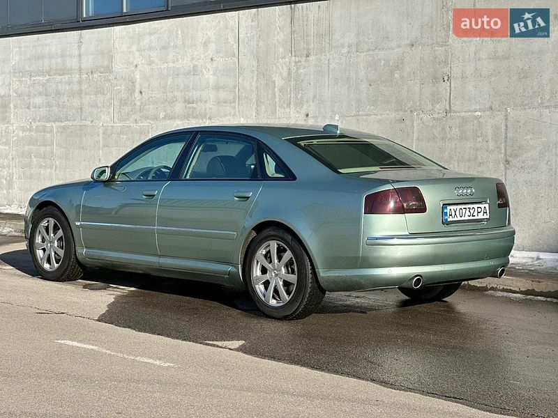 Седан Audi A8 2003 в Києві