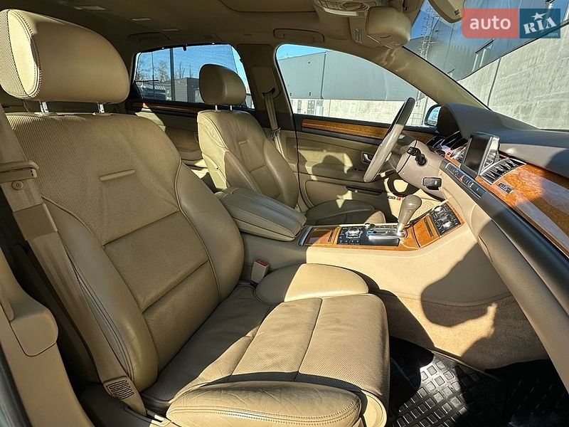 Седан Audi A8 2003 в Києві