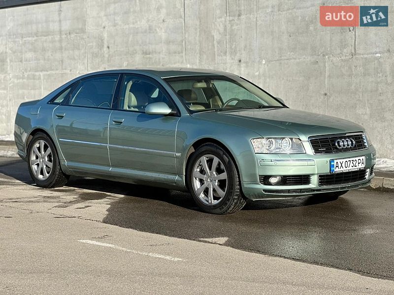 Седан Audi A8 2003 в Києві