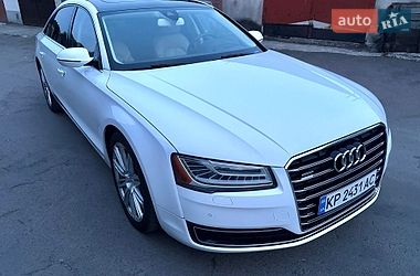 Седан Audi A8 2015 в Львове