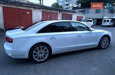 Седан Audi A8 2015 в Львове