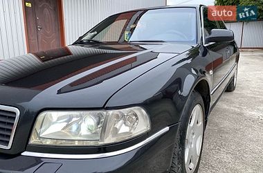 Audi A8  2000