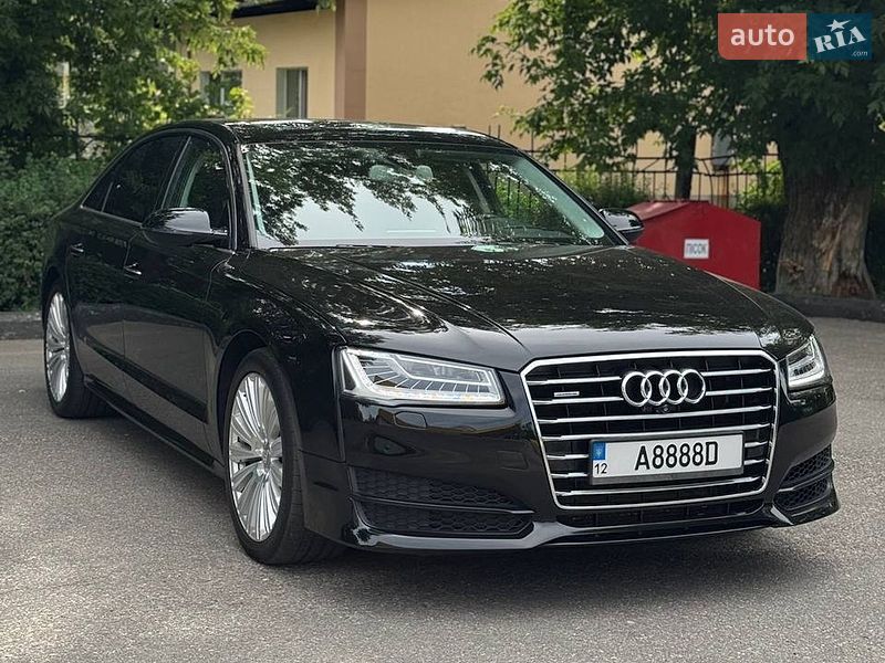 Седан Audi A8 2016 в Кропивницькому