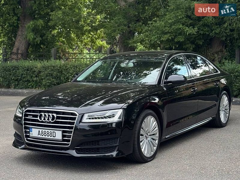 Седан Audi A8 2016 в Кропивницькому