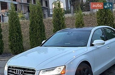 Седан Audi A8 2015 в Рівному
