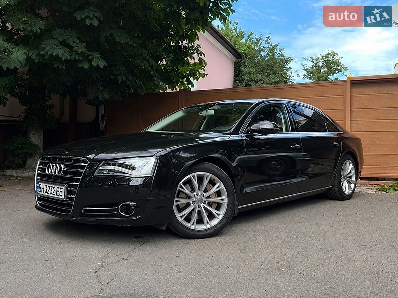 Седан Audi A8 2012 в Одессе