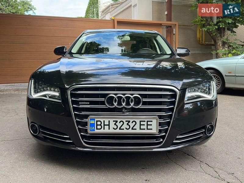 Седан Audi A8 2012 в Одессе