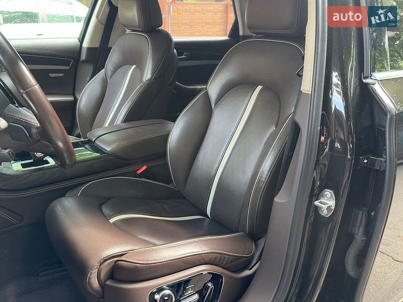 Седан Audi A8 2012 в Одессе