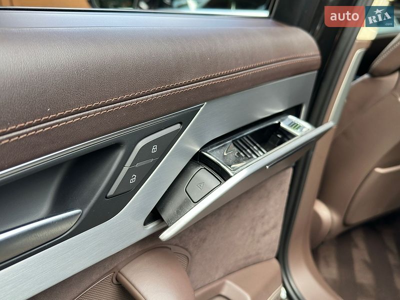 Седан Audi A8 2012 в Одессе