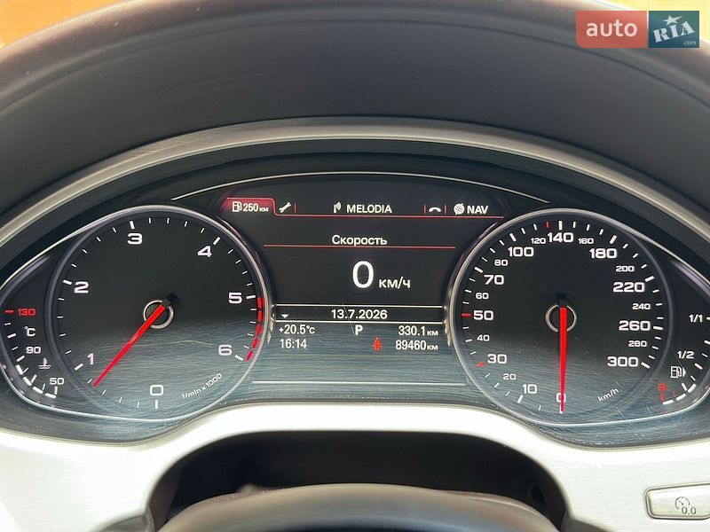 Седан Audi A8 2012 в Одессе