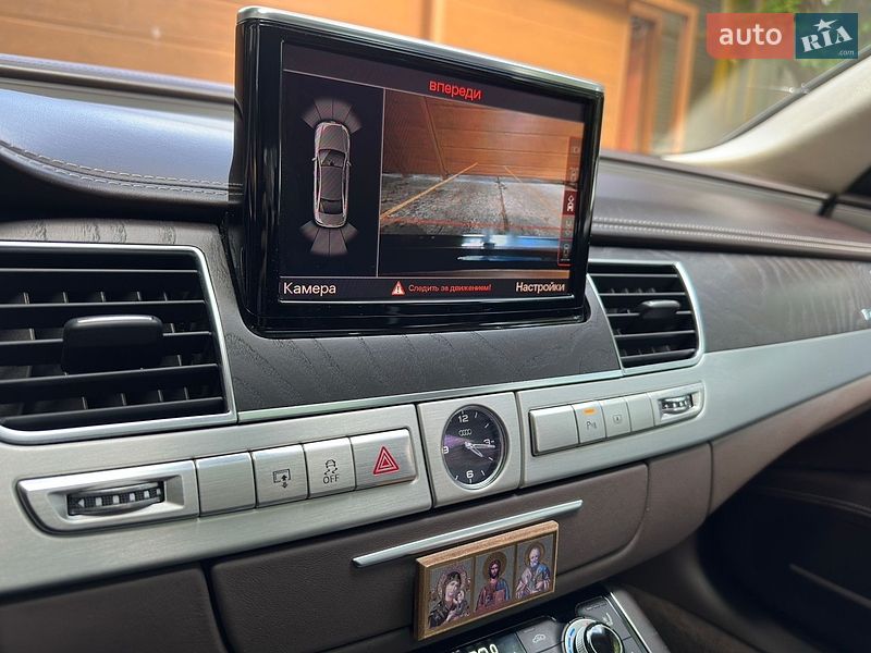 Седан Audi A8 2012 в Одессе
