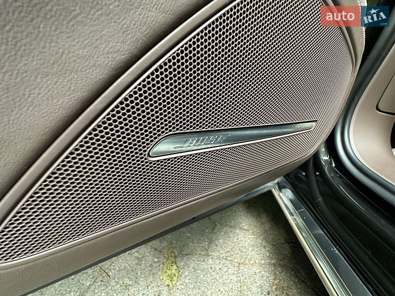 Седан Audi A8 2012 в Одессе