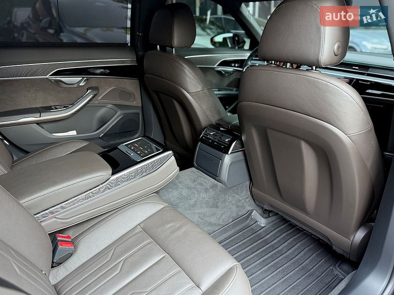Седан Audi A8 2020 в Києві