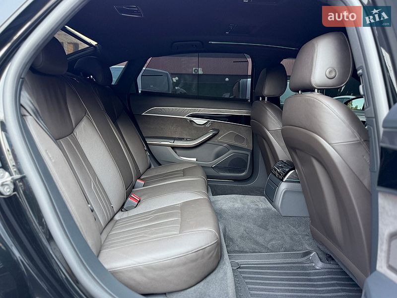 Седан Audi A8 2020 в Києві