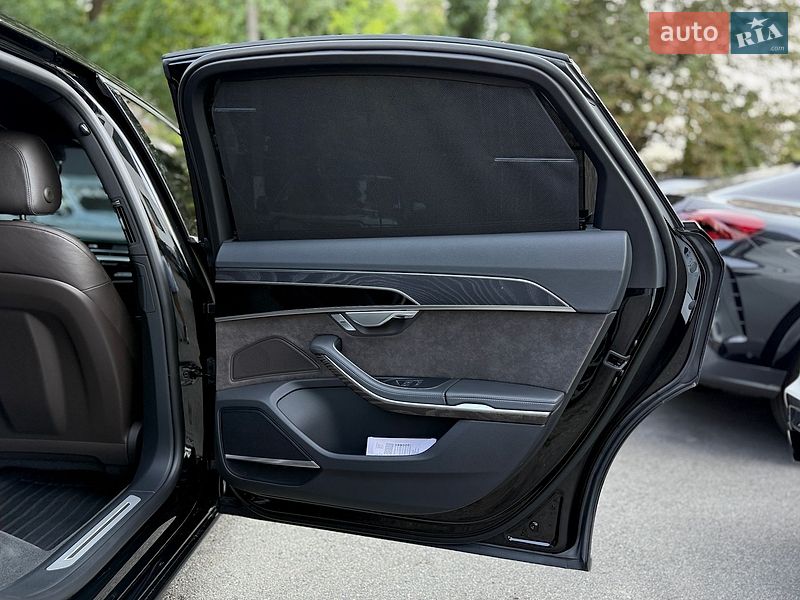 Седан Audi A8 2020 в Києві
