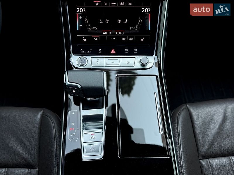Седан Audi A8 2020 в Києві