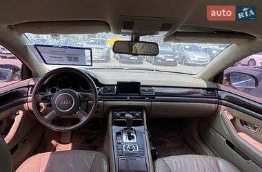 Седан Audi A8 2004 в Киеве