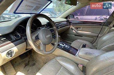 Седан Audi A8 2004 в Киеве