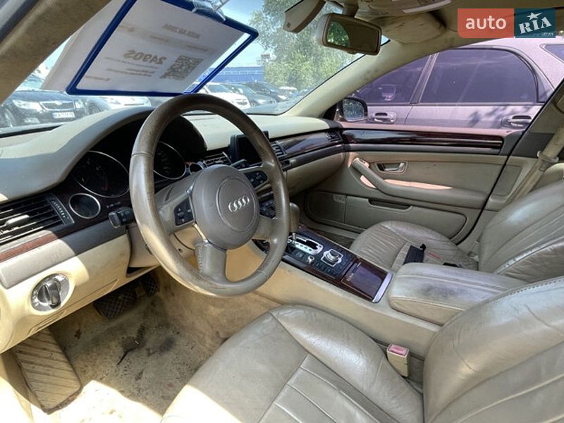 Седан Audi A8 2004 в Киеве