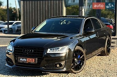 Audi A8  2012