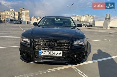Audi A8  2013